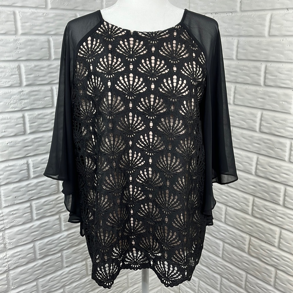ALFANI Shell Eyelet Black Blouse over Nude Sheer Batwing Sleeves size 8